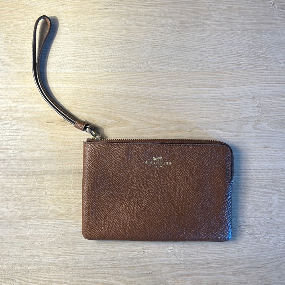 Wristlet